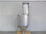 Edelstahlsilo 850 Liter mit druckluftgereinigtem J-Tec Staubfilter