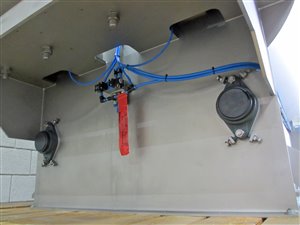 CEM International C 750 doppelachsiger Paddelmischer