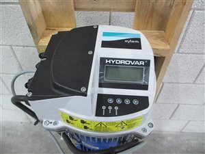 Lowara SVH14N022T/4 Kreiselpumpe mit Hydrovar-Pumpensteuerung