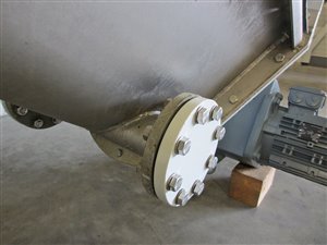 Hochförderschnecke mit Einfülltrichter