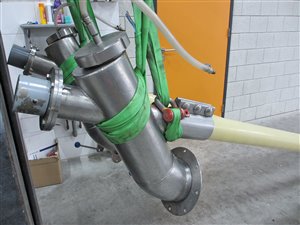 Big-Bag-Entleerstation mit 2 flexiblen Austragschnecken