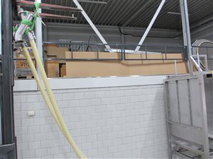 Big-Bag-Entleerstation mit 2 flexiblen Austragschnecken