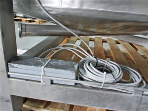 2000 Liter Edelstahltank mit Wägezellen