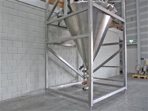 2500 Liter Wiegesilo mit 2000 Liter Puffersilo