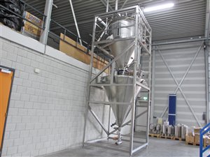 2500 Liter Wiegesilo mit 2000 Liter Puffersilo