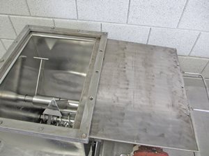 Brabender DBW Dosier-Bandwaage mit DDSR Doppeldosierschnecke